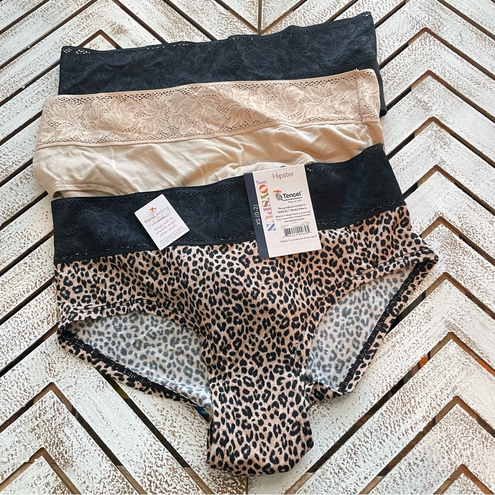 NWT Joyspun Hipster with Lace Three Pair Panties Sz XS